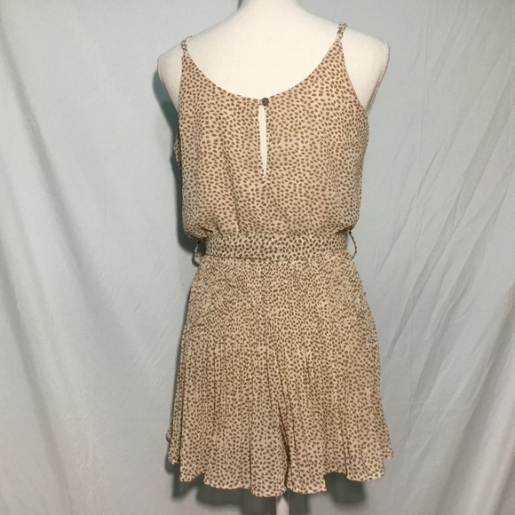 *Come and Dream Printed Cami Romper - Picture 8 of 8